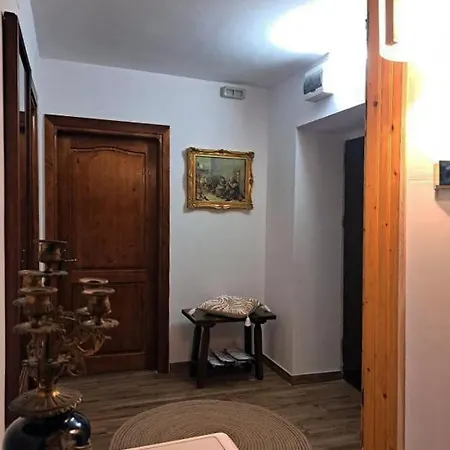Apartament Central Cu 2 Dormitoare Suceava Exterior photo